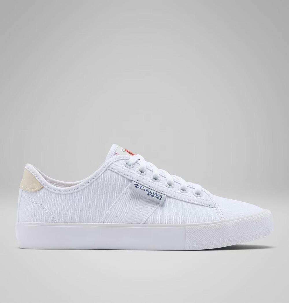 NEW COLUMBIA women's bonefish flats in white